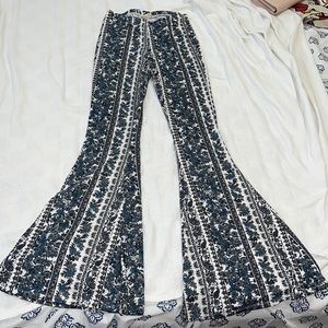 Bell bottom pants